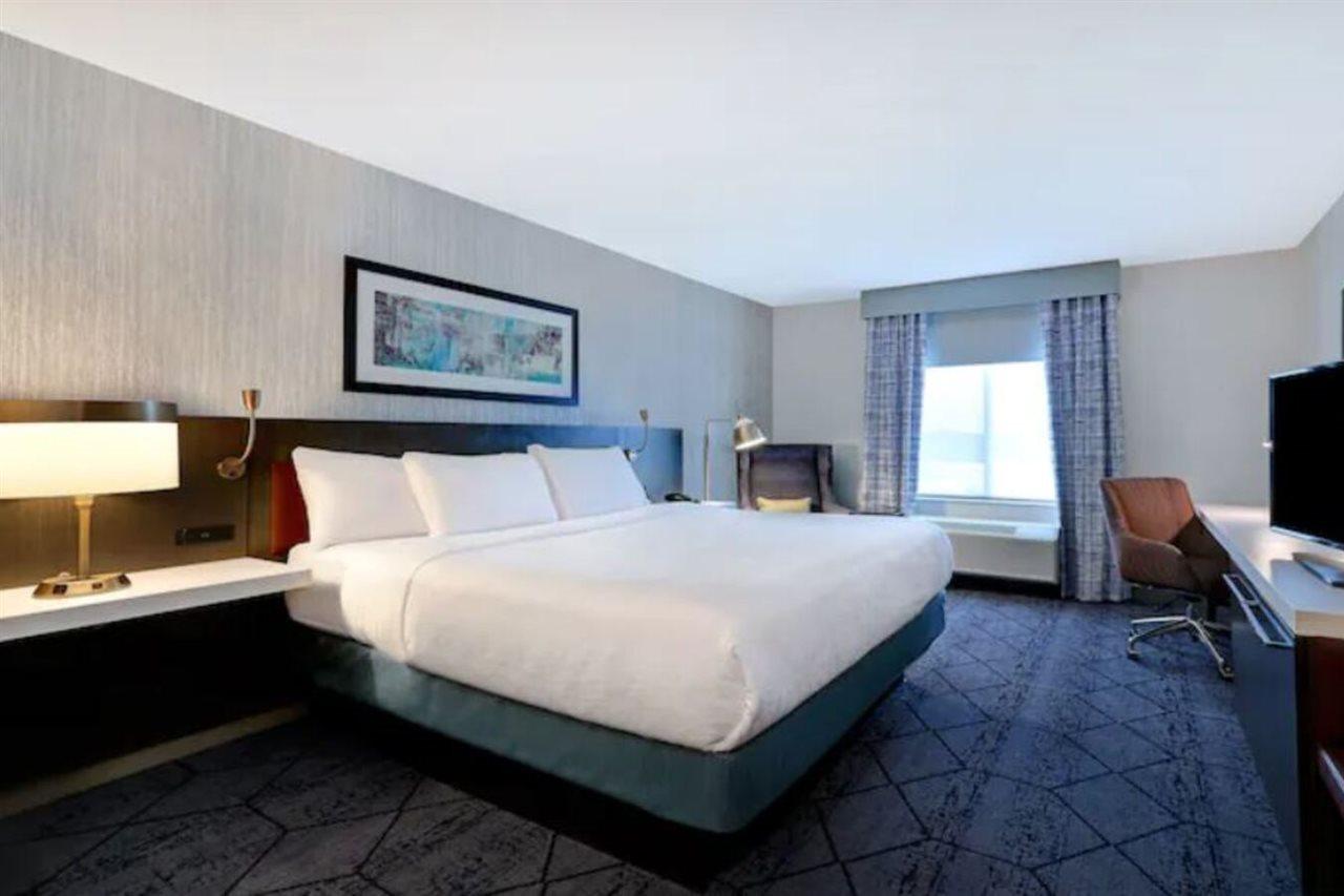 Hilton Garden Inn Cedar Rapids Extérieur photo