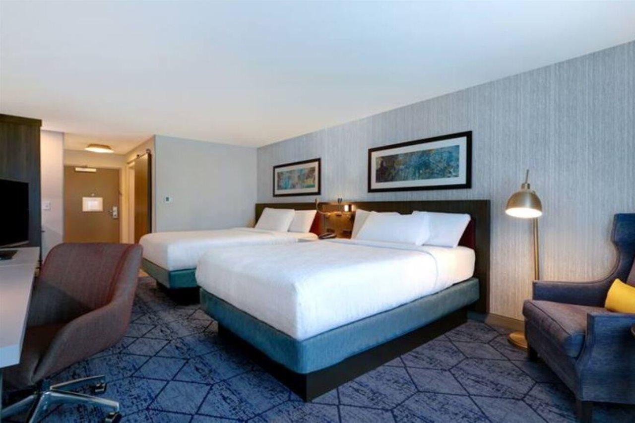 Hilton Garden Inn Cedar Rapids Extérieur photo