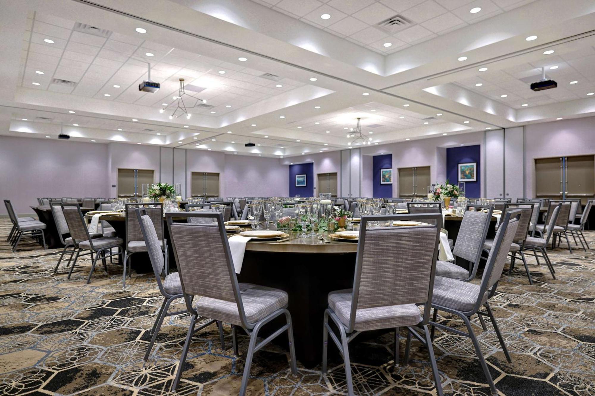 Hilton Garden Inn Cedar Rapids Extérieur photo