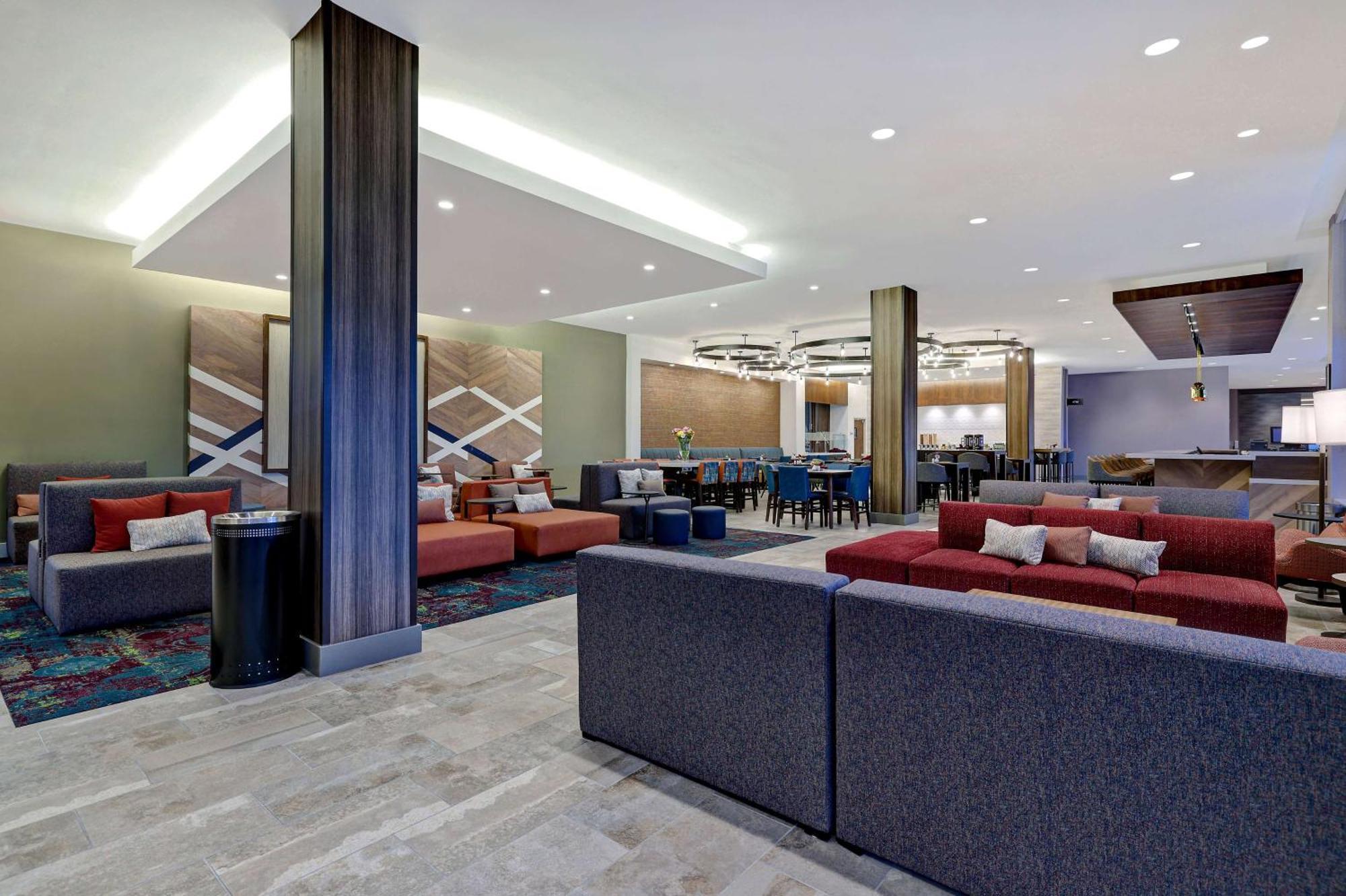 Hilton Garden Inn Cedar Rapids Extérieur photo