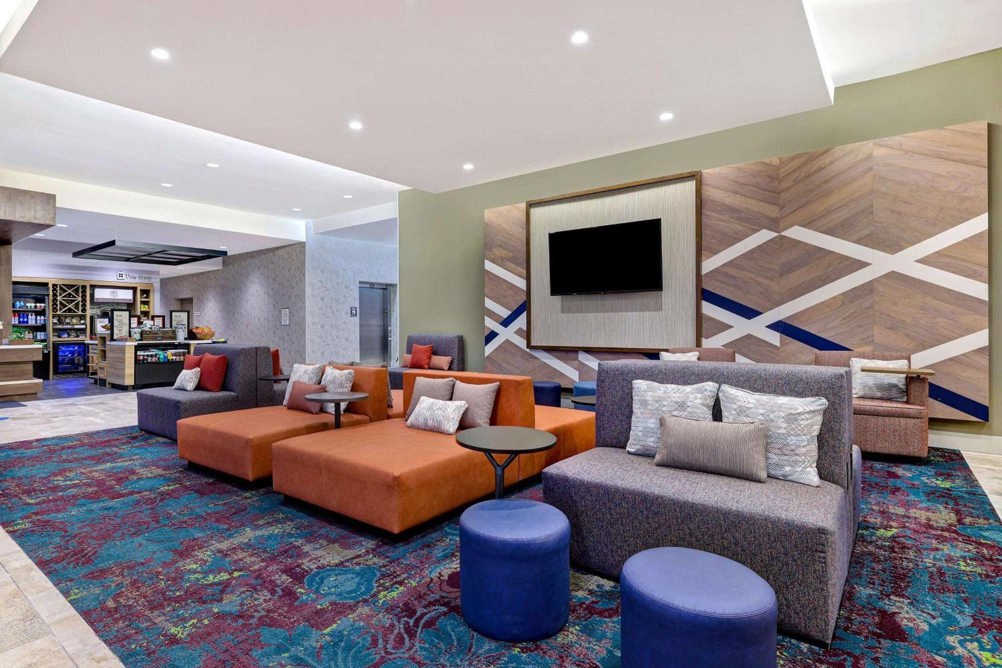 Hilton Garden Inn Cedar Rapids Extérieur photo